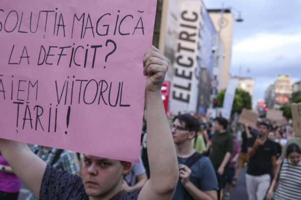 foto studentii ameninta cu noi proteste anul universitar nu poate incepe asa care sunt solicitarile lor 68ad92976c798