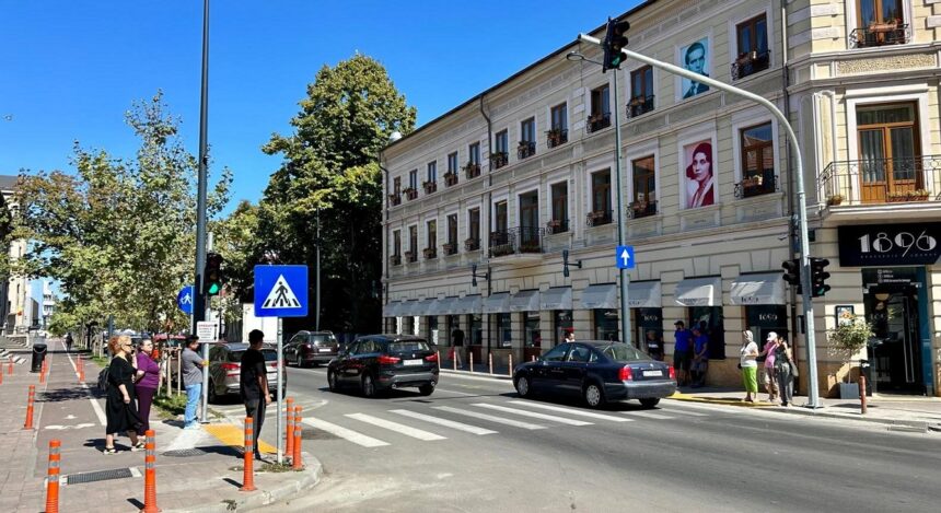 foto un nou sistem de semaforizare inteligent pus in functiune pe strada mircea cel batran din constanta 68aedaeb0d74e