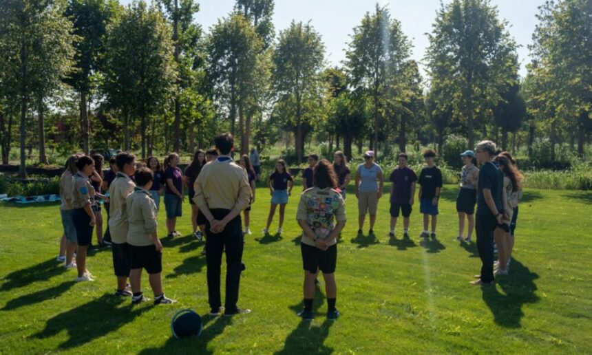 galerie foto activitati pentru elevi si cercetasi in pepiniera iulius din lazu amenajata pentru viitorul proiect de regenerare urbana din constanta 689c28d248158