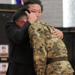 galerie foto kim jong un i a decorat pe admirabilii militari nord coreeni care au luptat impotriva armatei ucrainene in kursk 68a80ff3557e6