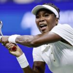 galerie foto la 45 de ani venus williams a castigat un meci la us open 2025 cati ani au trecut de la precedenta victorie in proba de dublu 68b1be06bb9f2