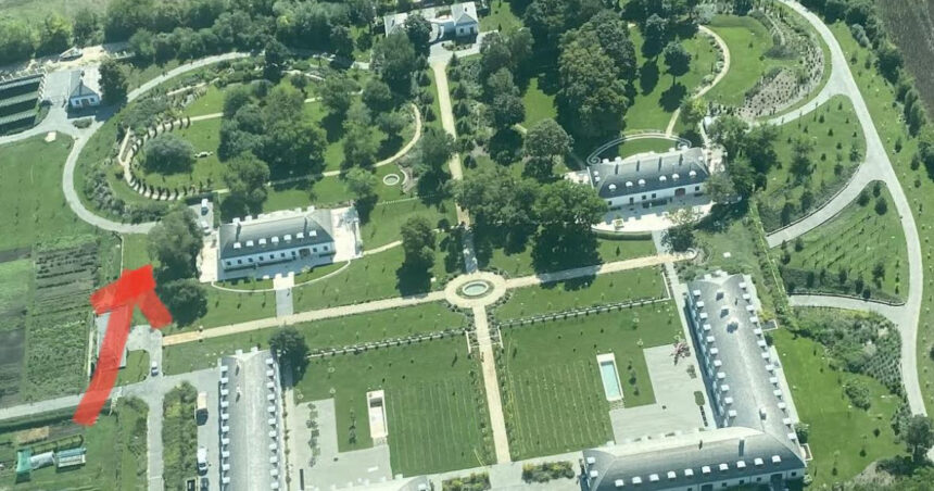 galerie foto scandal in ungaria din cauza resedintei de vara a premierului orban palmieri garaj subteran si zoo privata ca cea a lui ianukovici 689b128e9d1e4