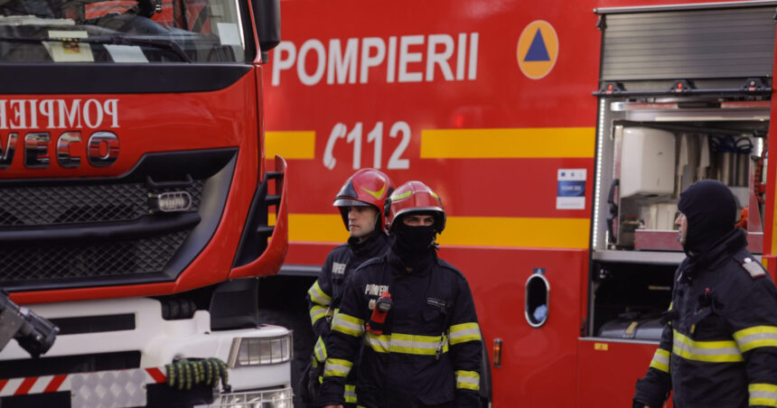 incendiu de vegetatie intr o localitate din ilfov traficul pe centura capitalei a fost oprit 68b1b0cf75fa5