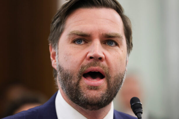 jd vance ridiculizat pe retelele sociale pentru ca nu face diferenta dintre capitulare si negociere reactiile internautilor 68adbc663ef56