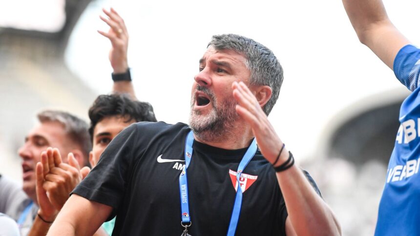 live text uta arad farul constanta de la 1830 duel in premiera intre fostii dinamovisti adrian mihalcea si ianis zicu 6896f30869e5b