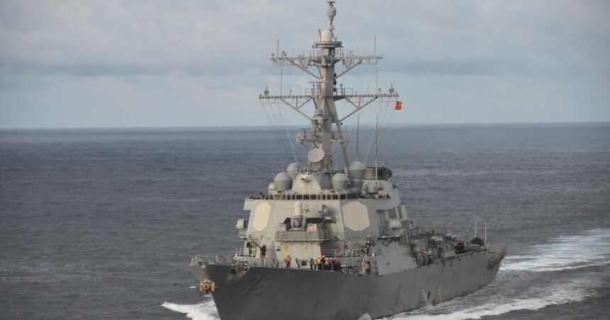 marina chineza pretinde ca a alungat un distrugator american dintr o zona disputata din marea chinei de sud 689c248adcbb1