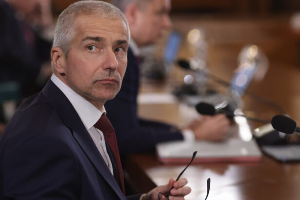 ministrul justitiei despre pensiile speciale ale judecatorilor nu le as numi privilegii ci niste conditii decente 68b2e595d4ffc