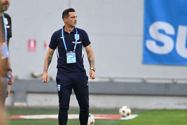 mirel radoi o noua criza de nervi pe banca universitatii craiova a lovit cu pumnul banca de rezerve 68ab57c176dd7