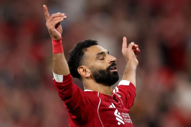mohamed salah intra in istorie dupa ce fost desemnat jucatorul anului pfa pentru a treia oara 68a57e174284f