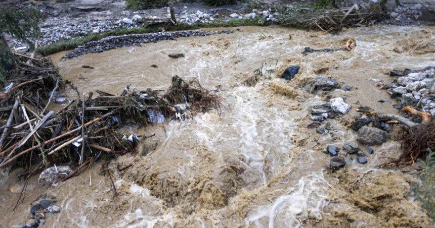 noi alerte de la hidrologi cod galben de viituri in judetul suceava 688e5b1e98c79