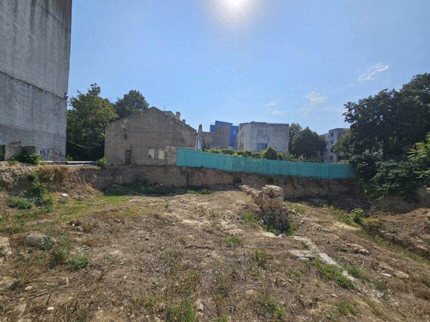 nu se opune niciun constantean construirii unui bloc in locul casei cu iedera zidul antic al cetatii tomis ar urma sa fie protejat 68a6f39a31ddf