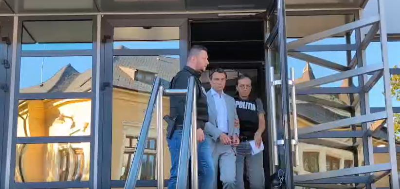 oficial de la prefectura mandatul primarului municipiului mangalia radu cristian suspendat de drept ca urmare a arestului preventiv paul foleanu preia atributiile 68b065c631594