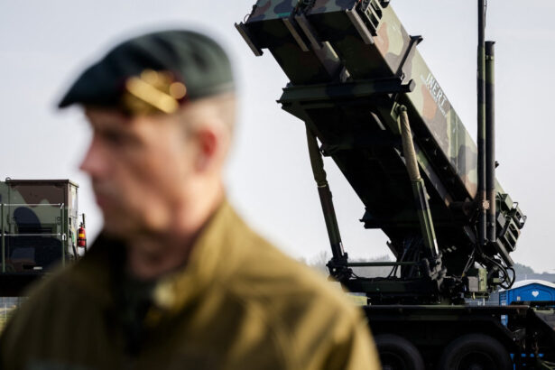 olanda va trimite 300 de soldati cu sisteme patriot in polonia pentru a proteja livrarile de arme catre ucraina 68a627028e370
