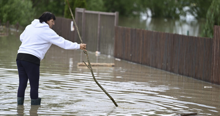 pericol de inundatii pe rauri din 15 judete hidrologii au emis cod portocaliu si galben sunt vizate si suceava si neamt 6891e2dd346e0