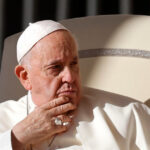 politia italiana anunta ca a arestat un barbat pentru un complot de asasinare a fostului papa francisc 68b1b49009d44