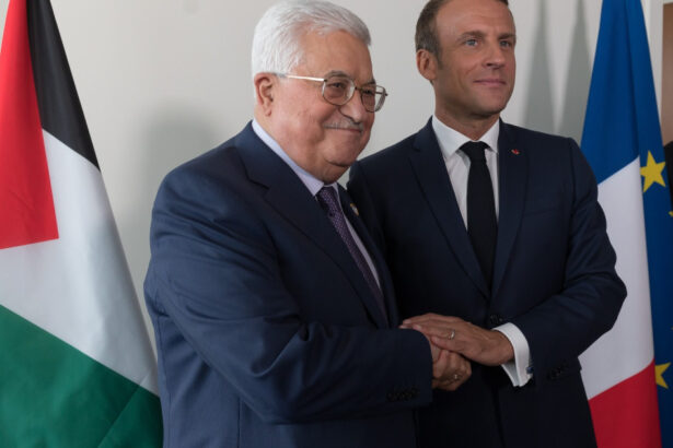 presedintele palestinian a fost impiedicat de sua sa participe la reuniunea onu franta pregateste recunoasterea palestinei 68b2dc02d1380