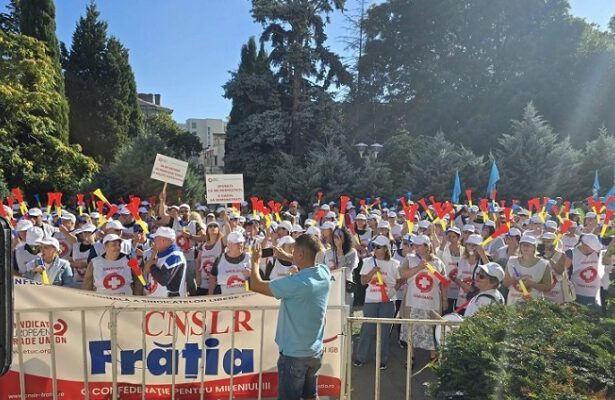 protest al sindicalistilor in fata prefecturii constanta 68aed29045ea9