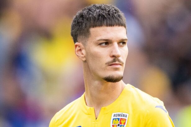 psv s a inteles cu parma pentru dennis man acord soseste la vizita medicala 68962ac3ec7f9