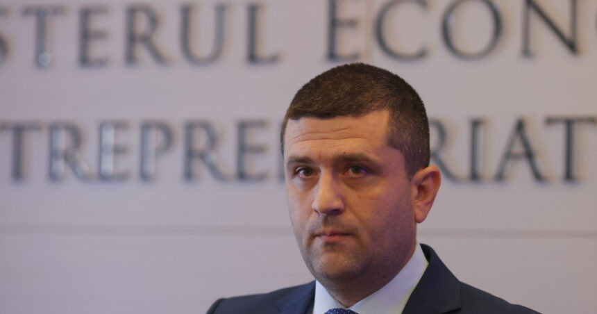 Radu Miruță critică reforma companiilor de stat propusă de Guvernul condus de PSD: „Praf în ochi” 1 radu miruta critica reforma companiilor de stat propusa de structura din guvern condusa de psd praf in ochi 68a71299619da