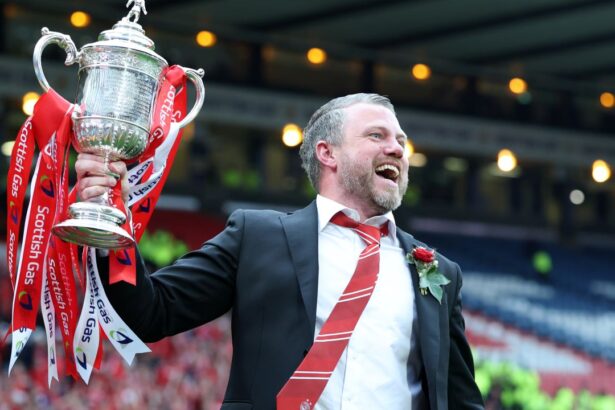 reactia antrenorului de la aberdeen dupa ce a vazut fcsb drita 3 2 6896ef8912bb4