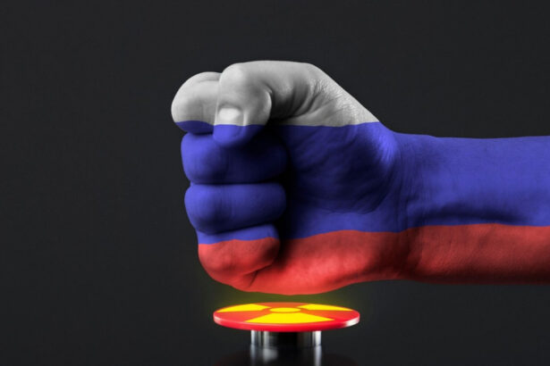 seful rosatom acuza amenintari colosale la adresa rusiei si trece la intimidari scutul nuclear este si o sabie 68a6e4e054bd6
