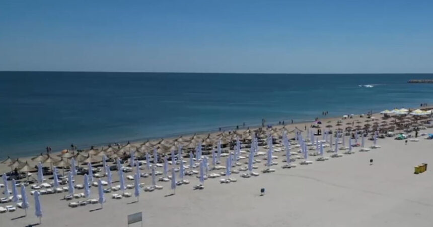 sezon estival slab pe litoralul romanesc de la 1 septembrie mai multe hoteluri anunta ca isi inchid portile 68aea74091b0e