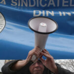 sindicalistii din administratia locala protesteaza de luni fata de masurile fiscale cea mai severa lovitura din ultimii 35 de ani 68b35d18e8965