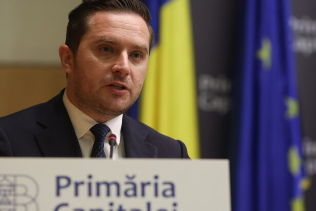 stelian bujduveanu anunta reducerea indemnizatiilor conducerii din companiile municipale economia anuala depaseste 4 milioane de lei 6899a4c880971