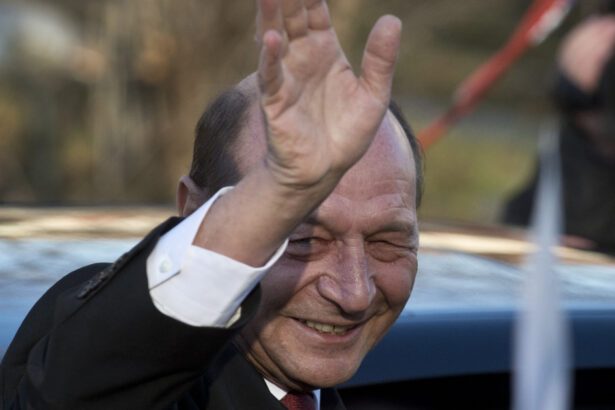 surse traian basescu primeste din nou locuinta de la stat fostul presedinte a cerut inapoi privilegiile 6894ac9c7f9db
