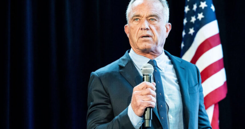 sute de angajati ai agentiilor sanitare ii cer lui kennedy jr ministrul sanatatii sa nu mai dezinformeze in legatura cu vaccinurile 68a61994b2a14