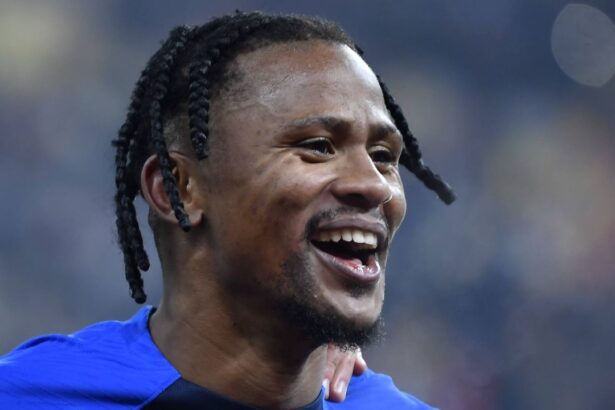 syiabonga ngezana out fcsb pregateste cinci schimbari pentru meciul cu drita 68911ce77db8c