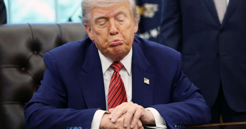 taxele lui trump s au intors ca un bumerang impotriva americanilor cu cat scot acestia mai mult din buzunare pentru cumparaturi 689b55a2e148a