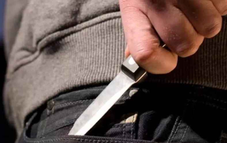 trei barbati injunghiati intr un bar din tomis nord agresorul prins pe o strada din municipiu 68b328be5d415