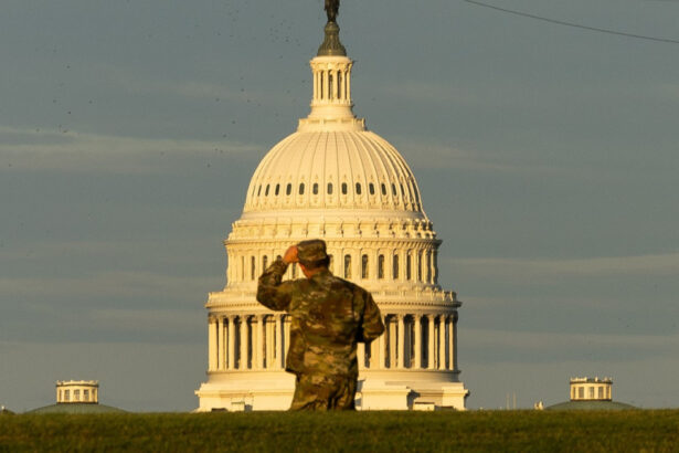 trupele garzii nationale au intrat in washington dc 23 de oameni arestati primarul respinge presiunea autoritara a lui trump 689c284a447e6
