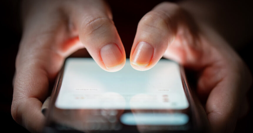 un barbat a fost retinut in buzau pentru ca i ar fi furat unui ospatar telefonul pentru preluarea comenzilor 68934d095141c