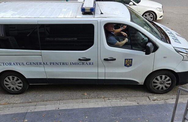 un egiptean care muncea fara forme legale la navodari depistat de politistii constanteni 68a6f0a466666