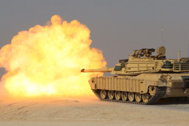 un soldat american a fost arestat pentru spionaj el ar fi incercat sa furnizeze rusiei un card cu informatii despre tancul m1a2 abrams 68943b9899386