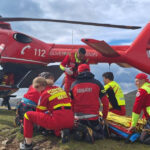 video accident cumplit in judetul arges masina cazuta in prapastie in zona capra patru morti si un ranit 68aa8f8f41664