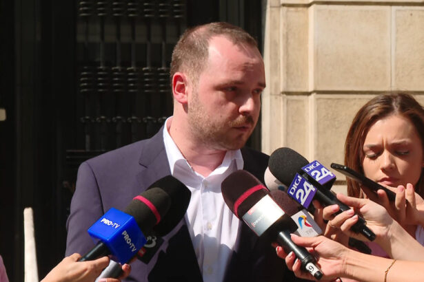 video alexandru rogobete il apara pe managerul spitalului floreasca documentele care contrazic declaratiile ministrului 689c41699a4be