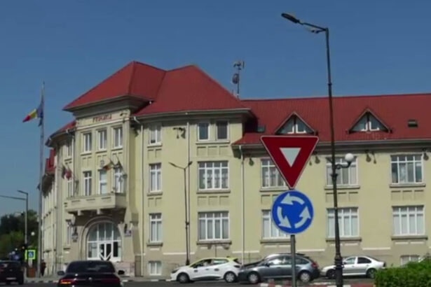 video anaf pune sechestru pe sediul primariei giurgiu primar orasul e in faliment de mult timp ma executa pe praful de pe toba 6890d0898d2e0