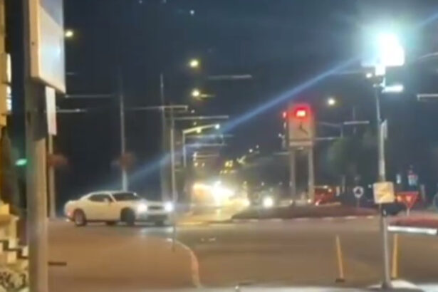 video drifturi in fata sediului politiei din targu jiu ce sanctiuni va primi tanarul care este cautat acum de oamenii legii 689772fe3e73c