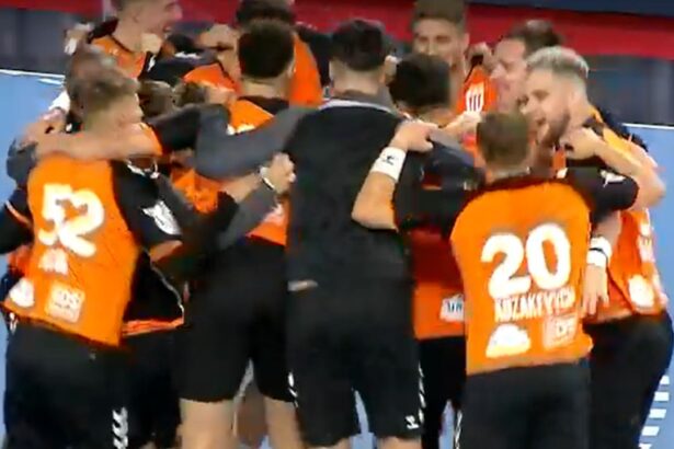 video exclusiv minaur baia mare hc buzau 28 27 baimarenii sunt primii finalisti ai supercupei romaniei 68a735b5d607f