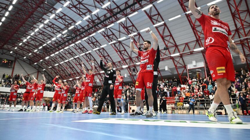 video exclusiv supercupa romaniei la handbal masculin si feminin se vede de azi pana duminica pe voyo si pro arena 68a700cdc5bd2