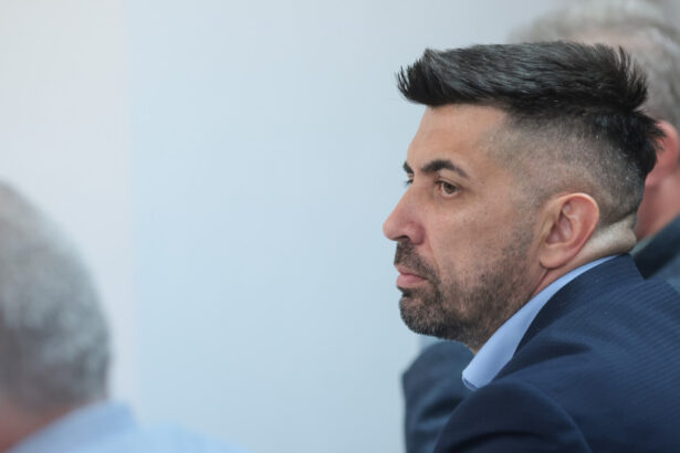 video fostul director romsilva acuzat ca a dat ilegal prime de sute de mii de euro s a inscris in concursul pentru sefia interimara a regiei 68ac2b925b17e