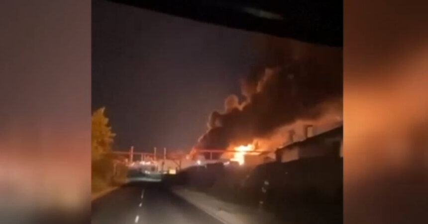 video incendiu la o rafinarie de petrol din orasul rusesc saratov dupa un atac cu drone lansat de ucraineni un om a murit 68987a1b0885e