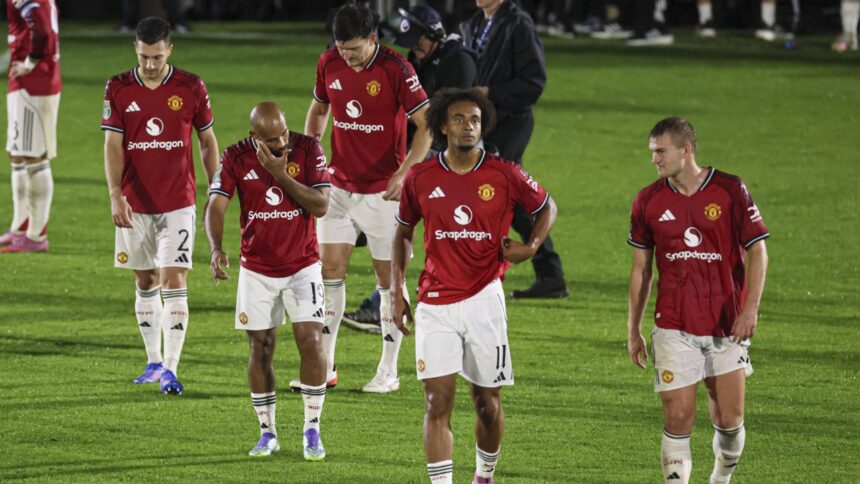 video miracolul de la grimsby man united eliminata de o echipa din liga a patra in cupa ligii mbeumo este platit dublu decat valoreaza lotul lui grimsby to 68aff520702af