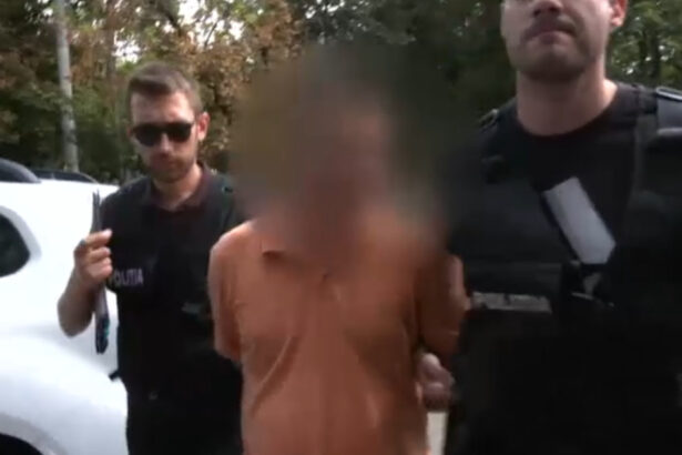 video un sofer de ridesharing a provocat un accident cu alte doua masini in timp ce ii facea avansuri clientei sale barbatul a fost retinut 68a9ab10ba142