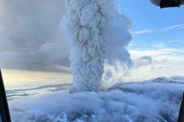 video vulcanul kraseninnikov a erupt dupa aproape cinci secole de inactivitate 688f0053dc780