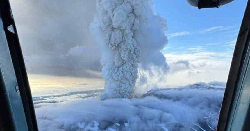 video vulcanul kraseninnikov a erupt dupa aproape cinci secole de inactivitate 688f0053dc780