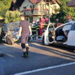 videofoto accident grav pe valea oltului un copil de 3 ani a murit sase persoane au ajuns la spital traficul este complet blocat 68aeb2669e152
